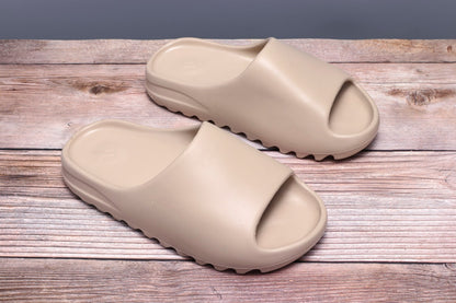 Yeezy Slide Pure