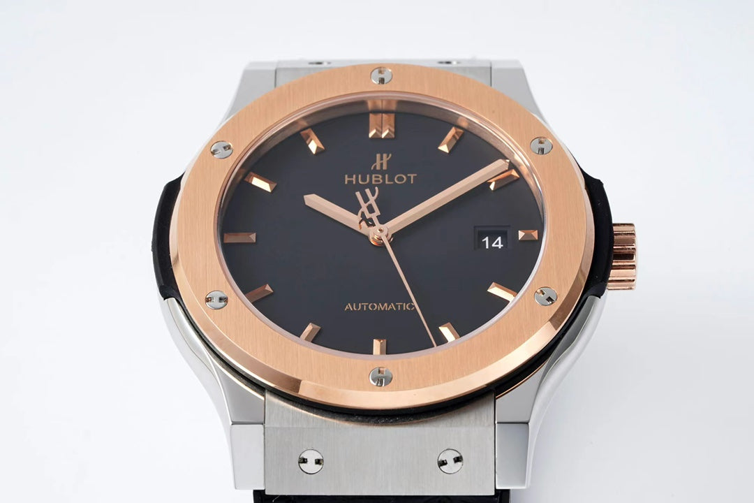 HBT Black - Rosegold 904L Steel - Black Leather - Automatic - 42mm