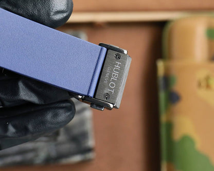 HBT Blue Hollow - Blue Rubber - Automatic - 45mm
