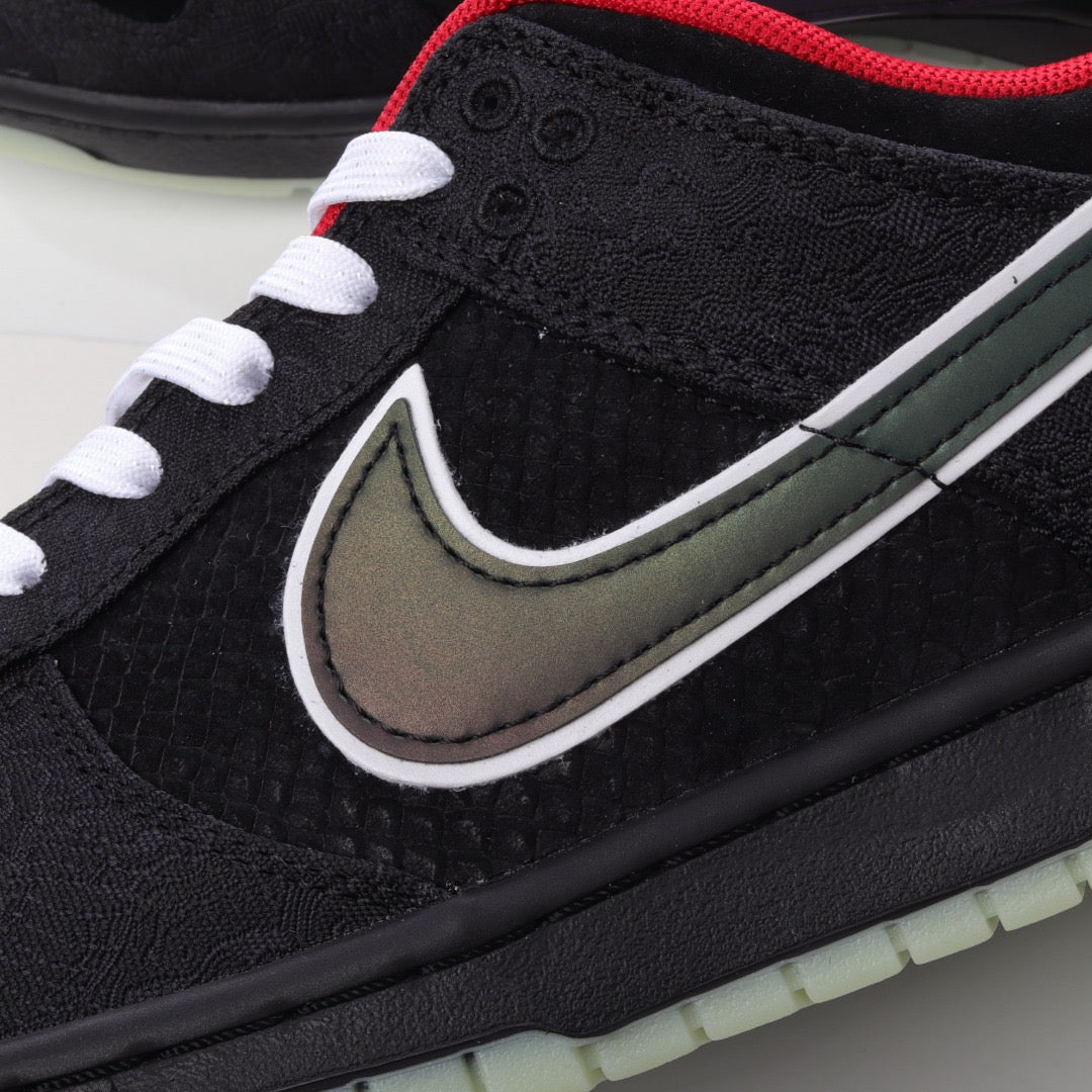 SB Dunk Low 'League Of Legends Pro League'