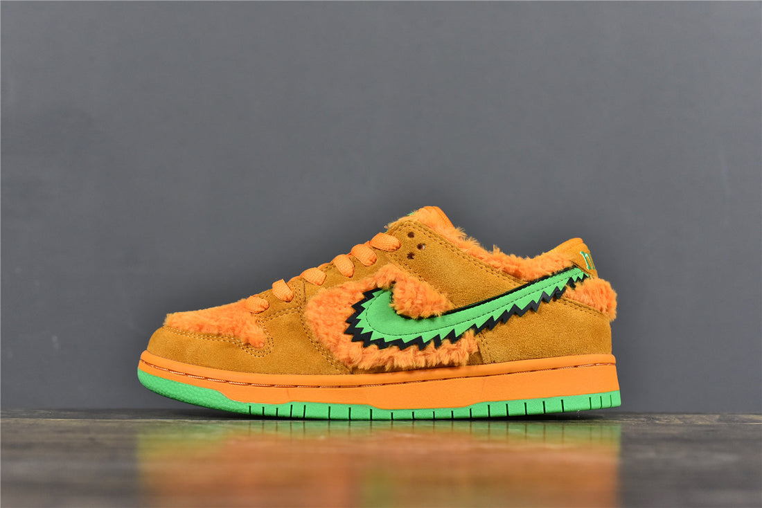 SB Dunk Low x Grateful Dead 'Orange'