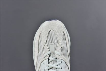 YBoost 700 'Salt'