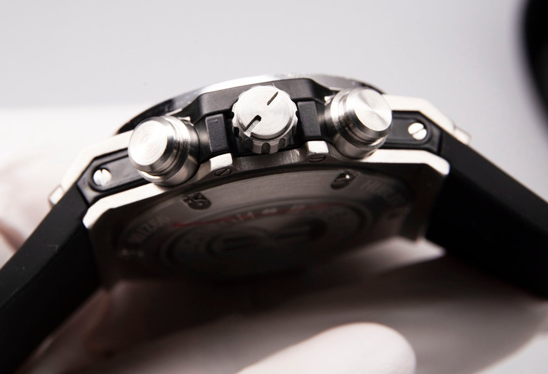 HBT Grey - Hollow 904L Steel - Grey Rubber - Quartz - 42mm
