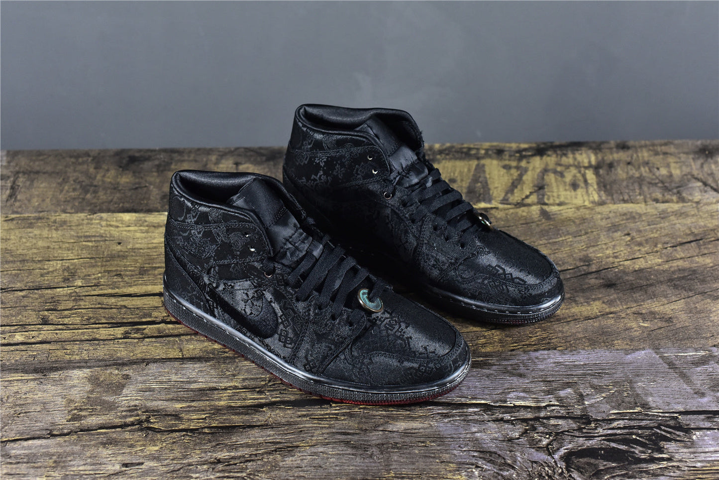 AJ 1 Mid x CLOT 'Fearless Black'