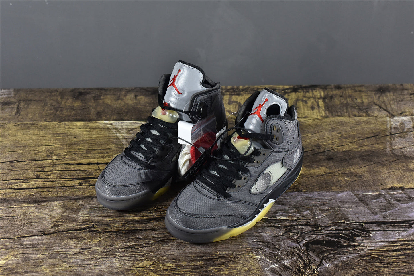 AJ 5 x Off-White