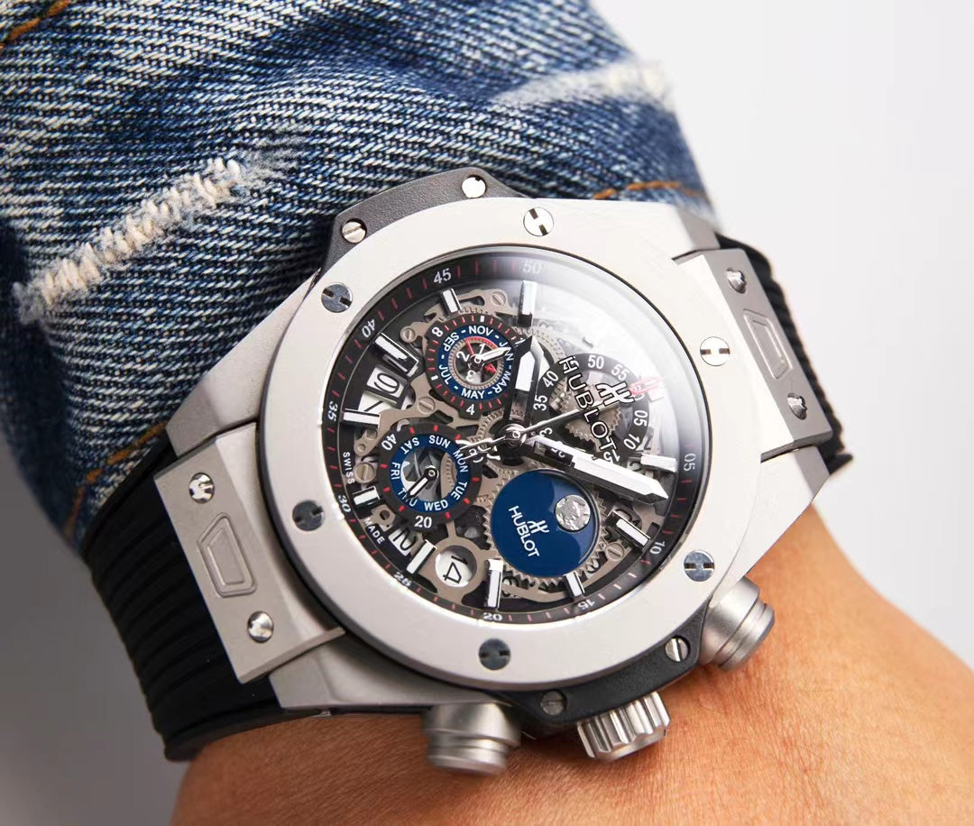 HBT Black - Hollow Silver 904L Steel - Black Rubber - Quartz - 42mm