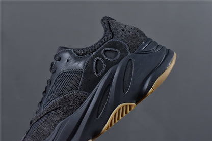 YBoost 700 'Utility Black'