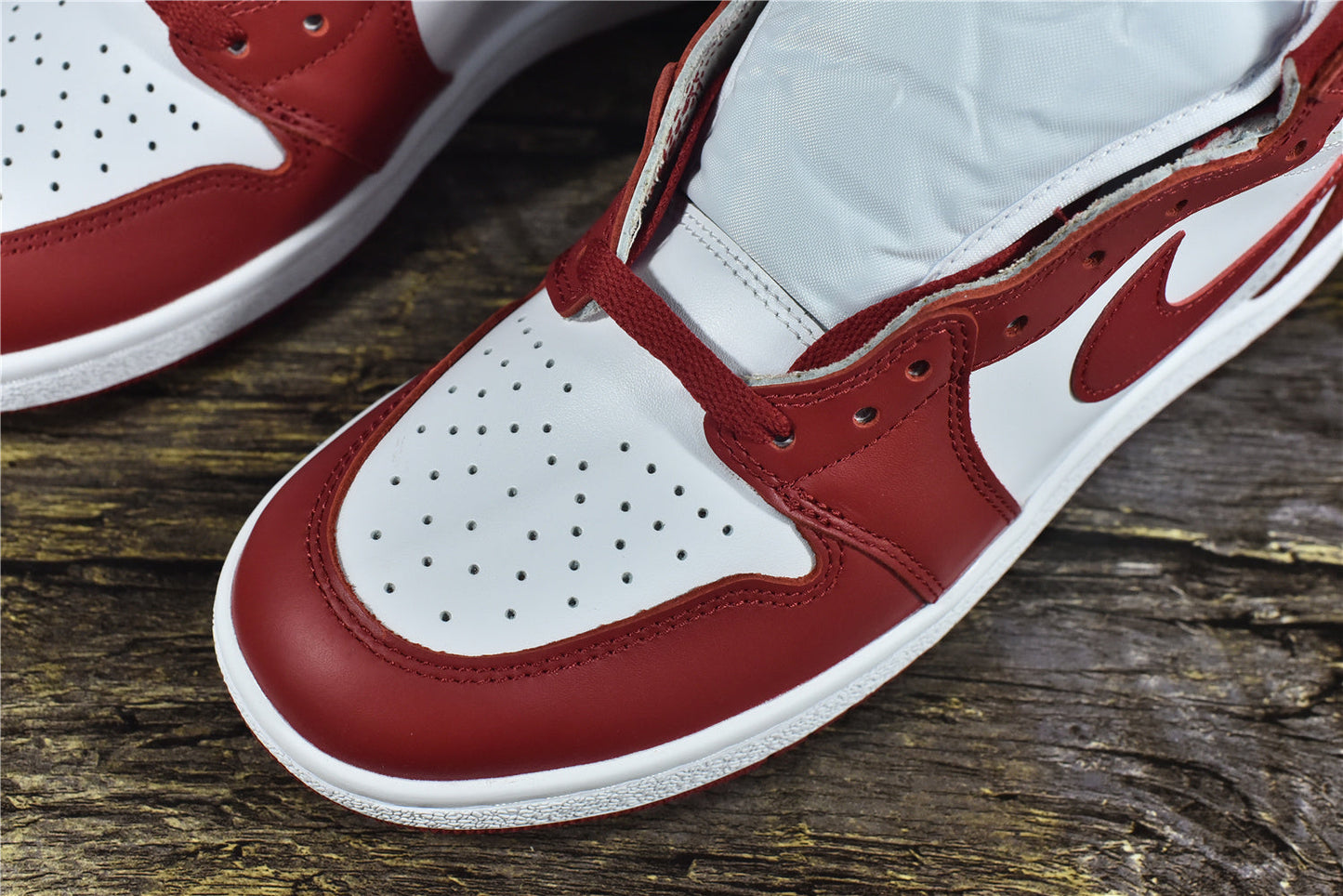 AJ 1 High '85 New Beginnings'