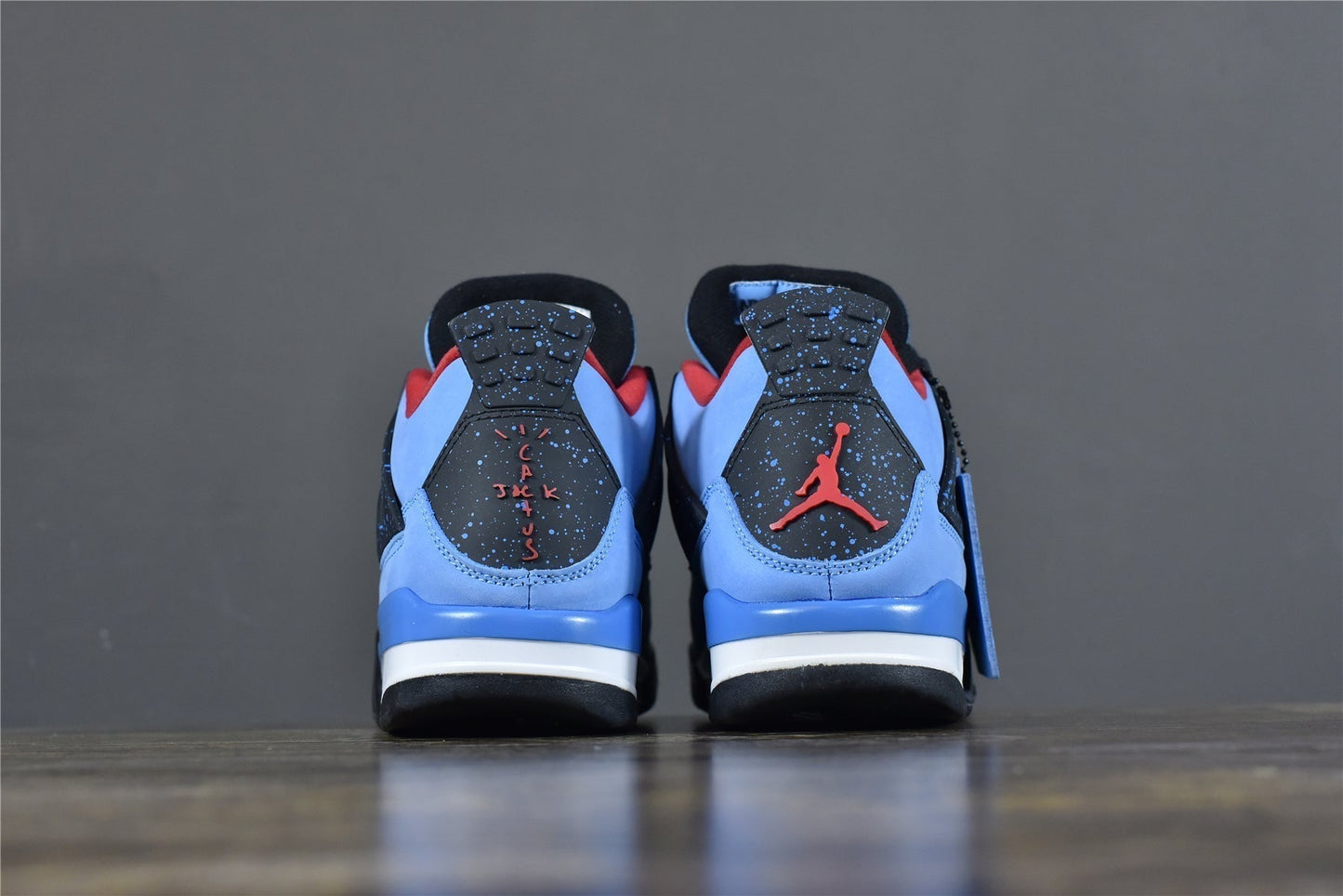 AJ 4 x Travis Scott 'UNC'
