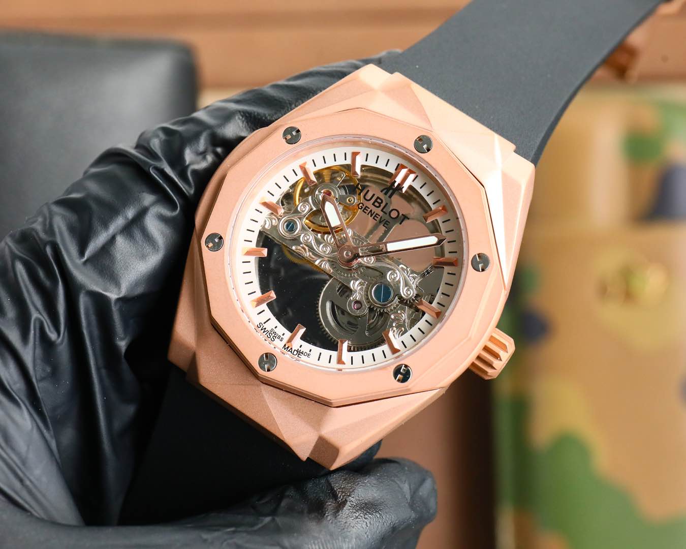 HBT Rosegold Hollow - Black Rubber - Automatic - 45mm