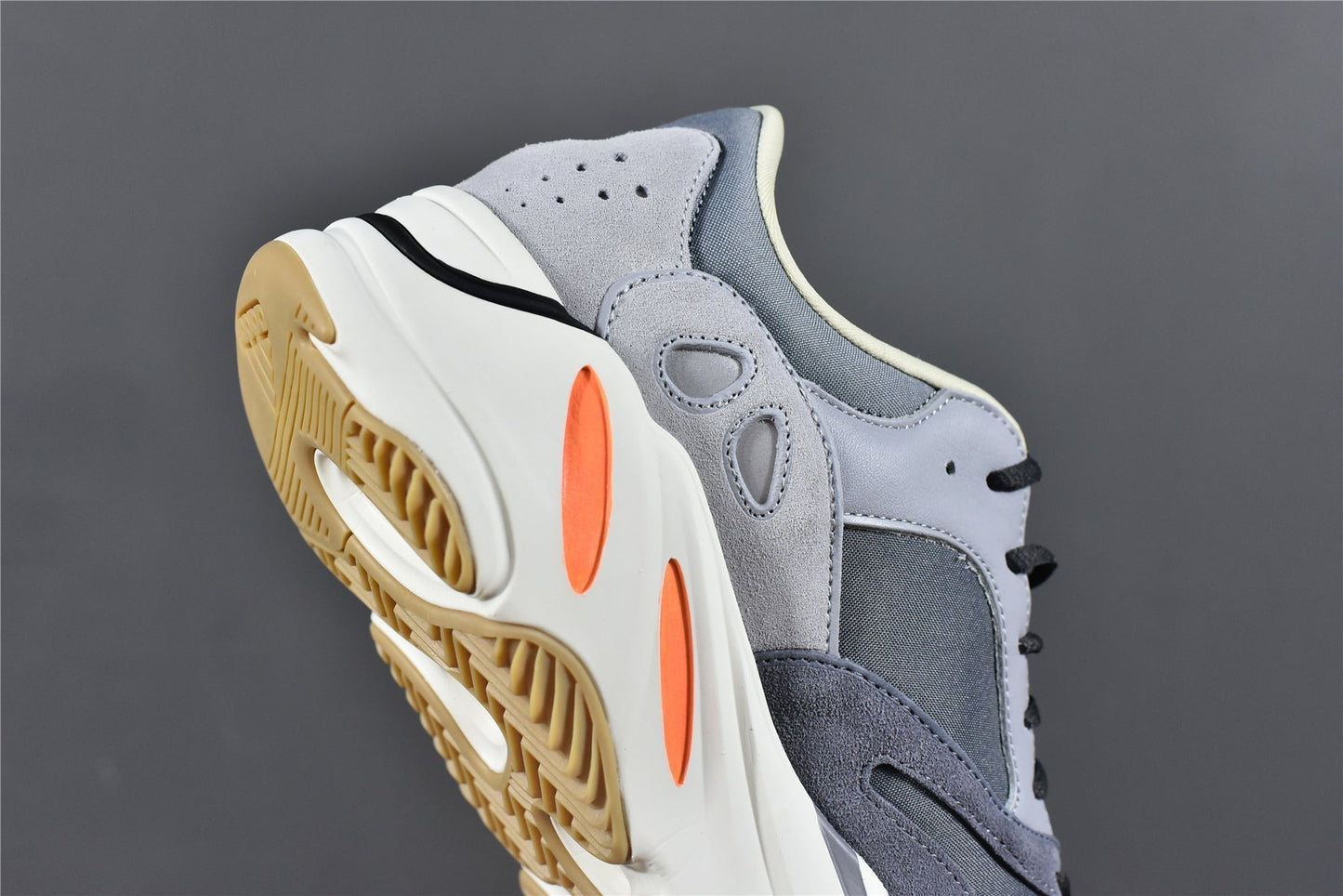 YBoost 700 'Magnet'