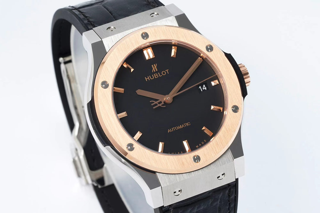 HBT Black - Rosegold 904L Steel - Black Leather - Automatic - 42mm