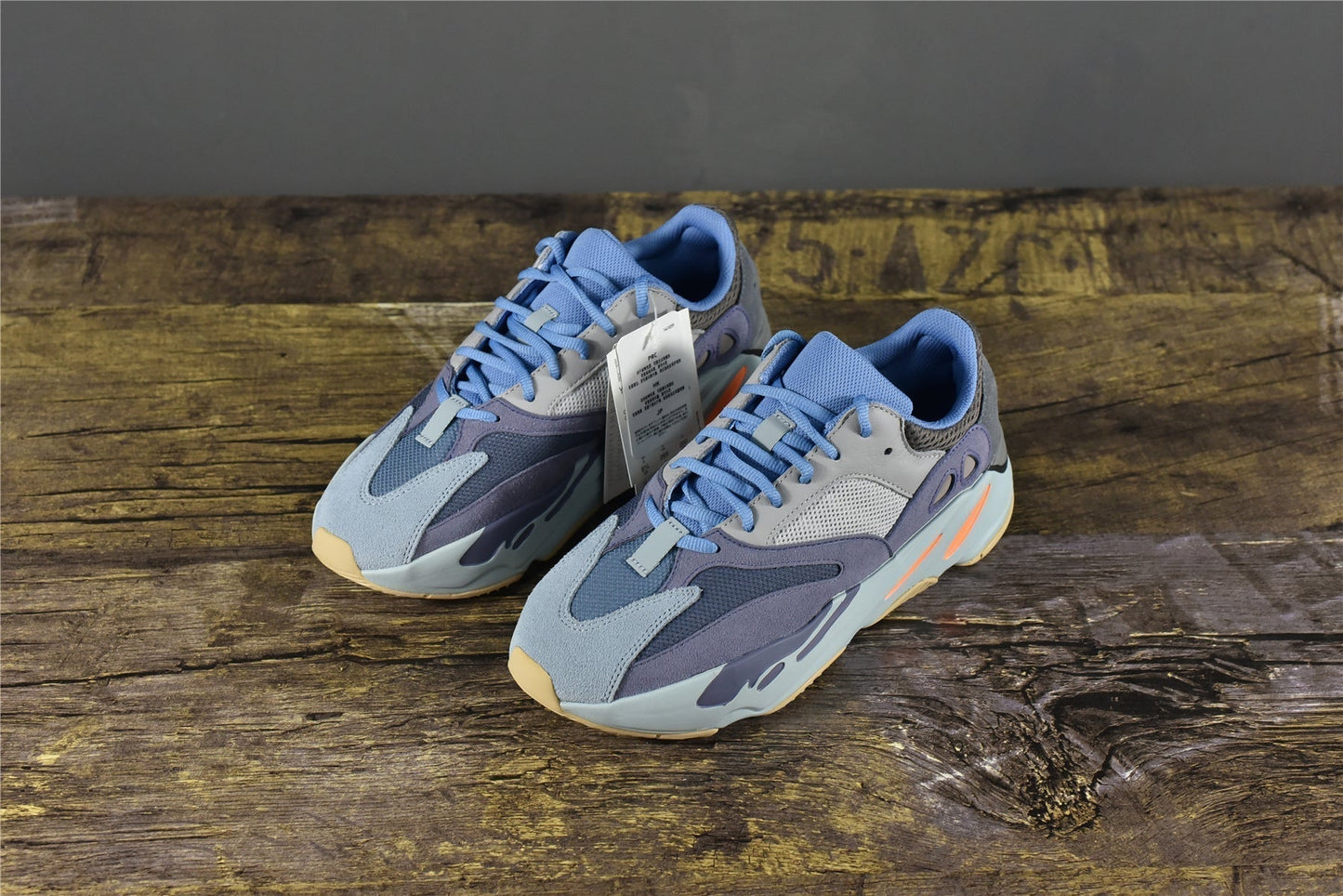 YBoost 700 'Carbon Blue'