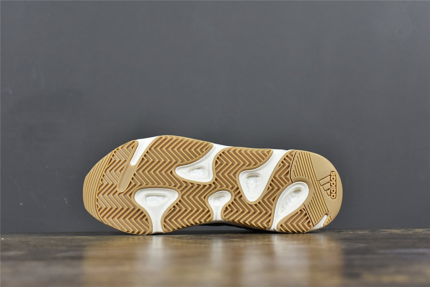 YBoost 700 'Magnet'
