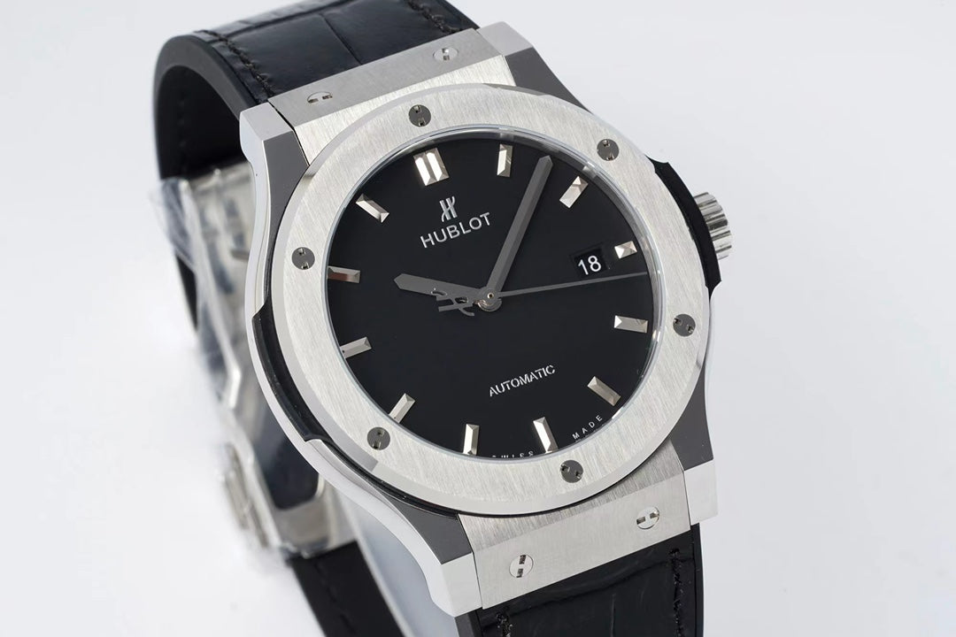 HBT Black - Silver 904L Steel - Black Leather - Automatic - 42mm