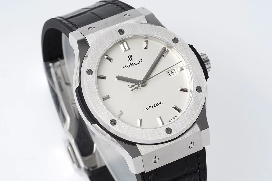 HBT White - Silver 904L Steel - Black Leather - Automatic - 42mm