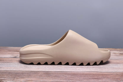 Yeezy Slide Pure