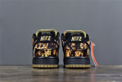 SB Dunk Low Pushead 2 (2020)