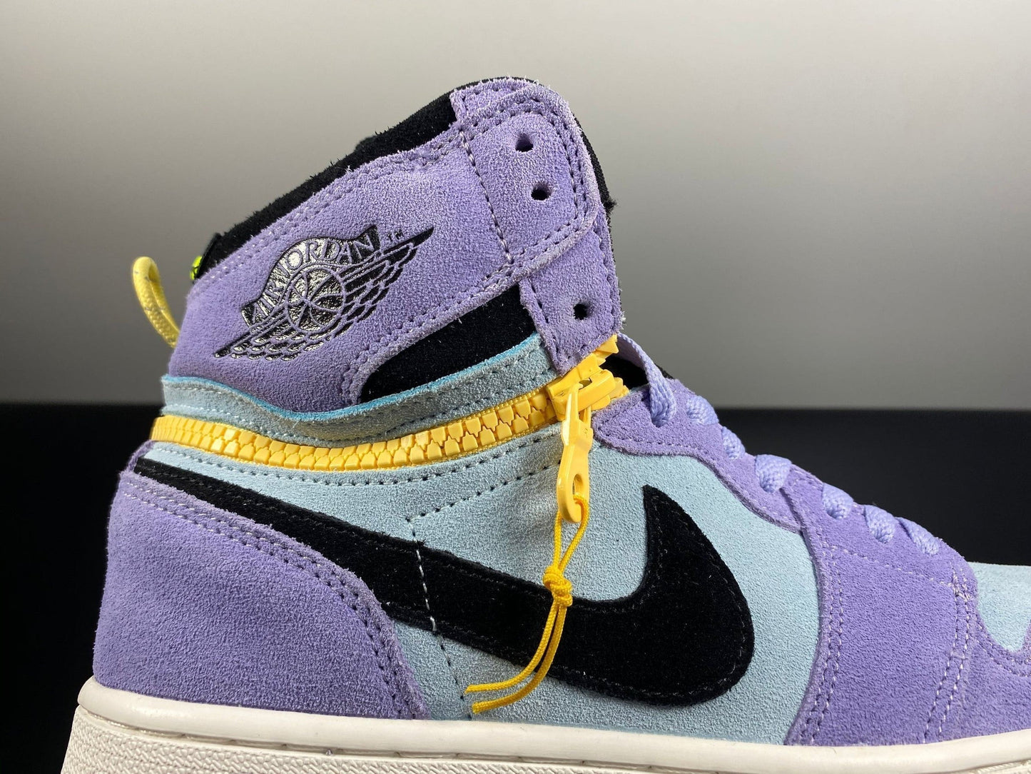 AJ 1 High 'Switch Purple Pulse'