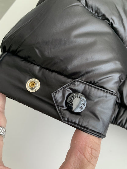 Moncler Montbeliard down jacket