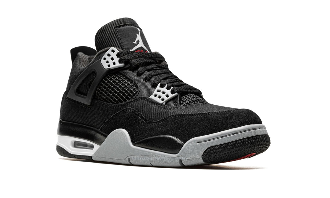 AJ 4 'Black Canvas'